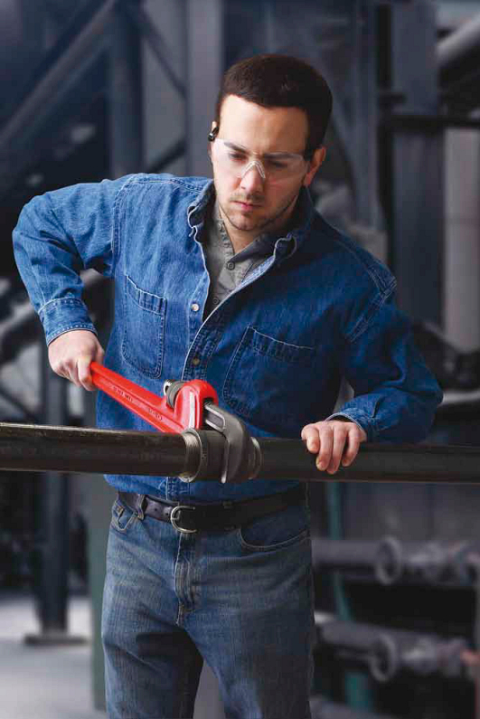 Использование прямых трубных ключей Ridgid Heavy Duty 36" Использование прямых трубных ключей Ridgid Heavy Duty 36"